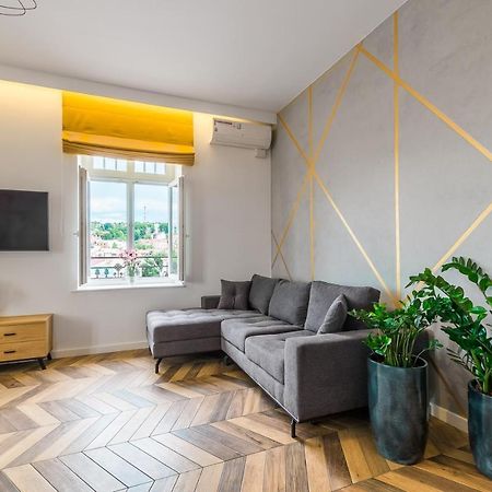 Panorama Przemysl Apartment ภายนอก รูปภาพ