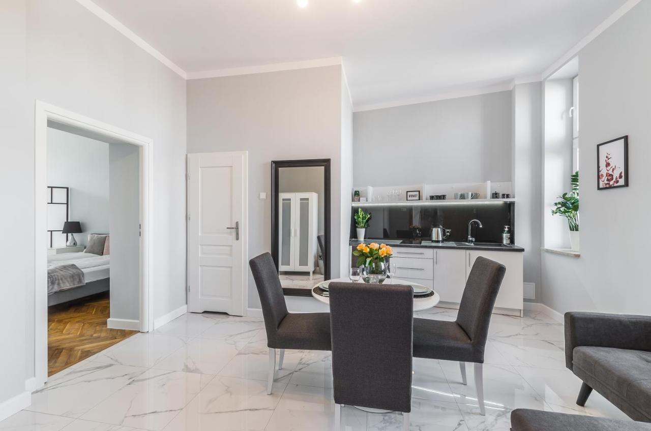 Panorama Przemysl Apartment ภายนอก รูปภาพ